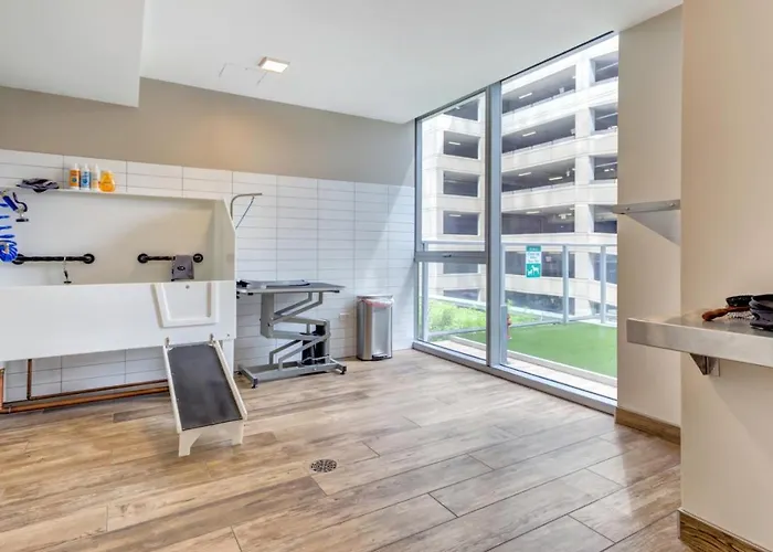 River N 1br W Gym Pool Wd Nr L Chi-124 Апартаменты Чикаго